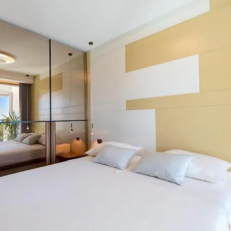 Gray Pearl - Luxury With Pool * Сплит