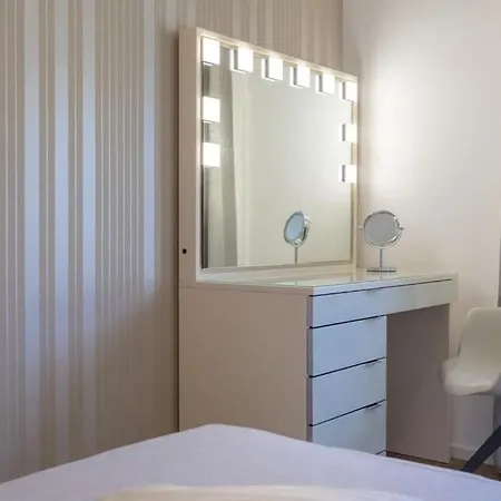 Διαμέρισμα Gray Pearl - Luxury With Pool Σπλιτ