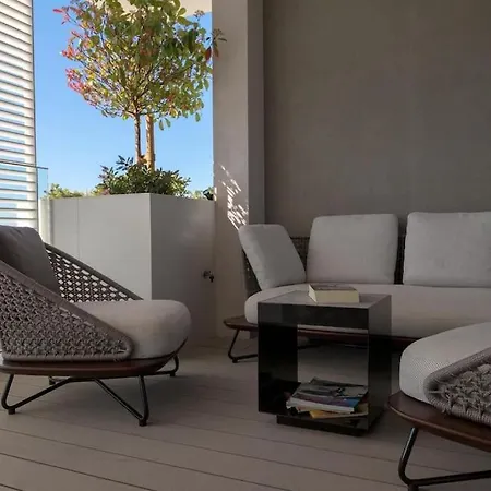 Gray Pearl - Luxury With Pool Apartment *
